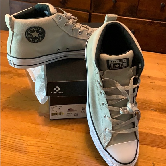 converse high top tennis shoes